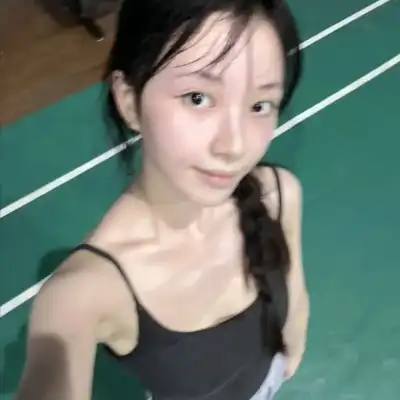 邓嘉思